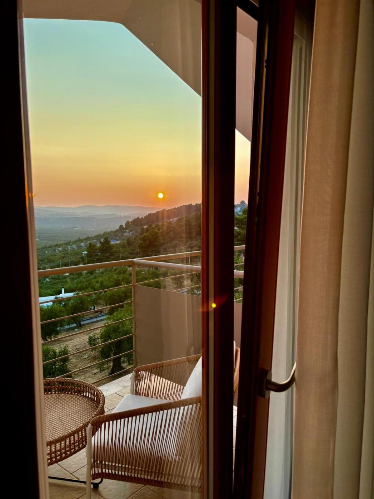 King Room Mountain View